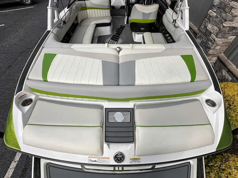 Slide: The Image of Malibu Wakesetter 22 MXZ 2014 - 7