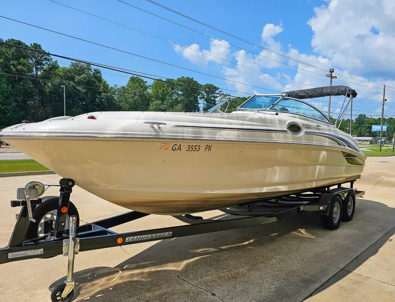 Slide: The Image of Sea Ray 240 Sundeck 2001 - 4