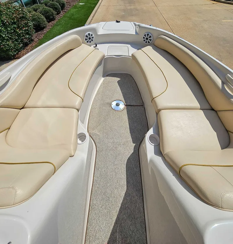 Slide: The Image of Sea Ray 240 Sundeck 2001 - 9