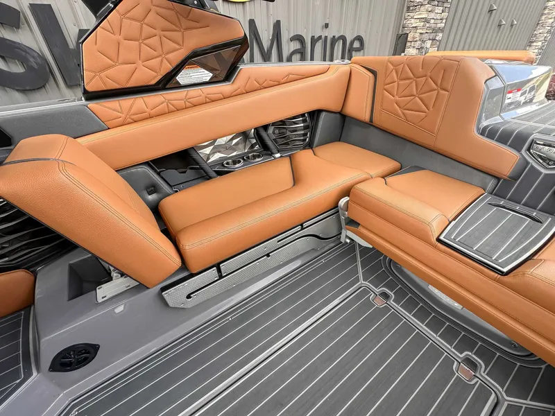 Slide: The Image of Interior of 2023 Nautique Super Air Nautique G23 Paragon with luxurious leather seating. - 20