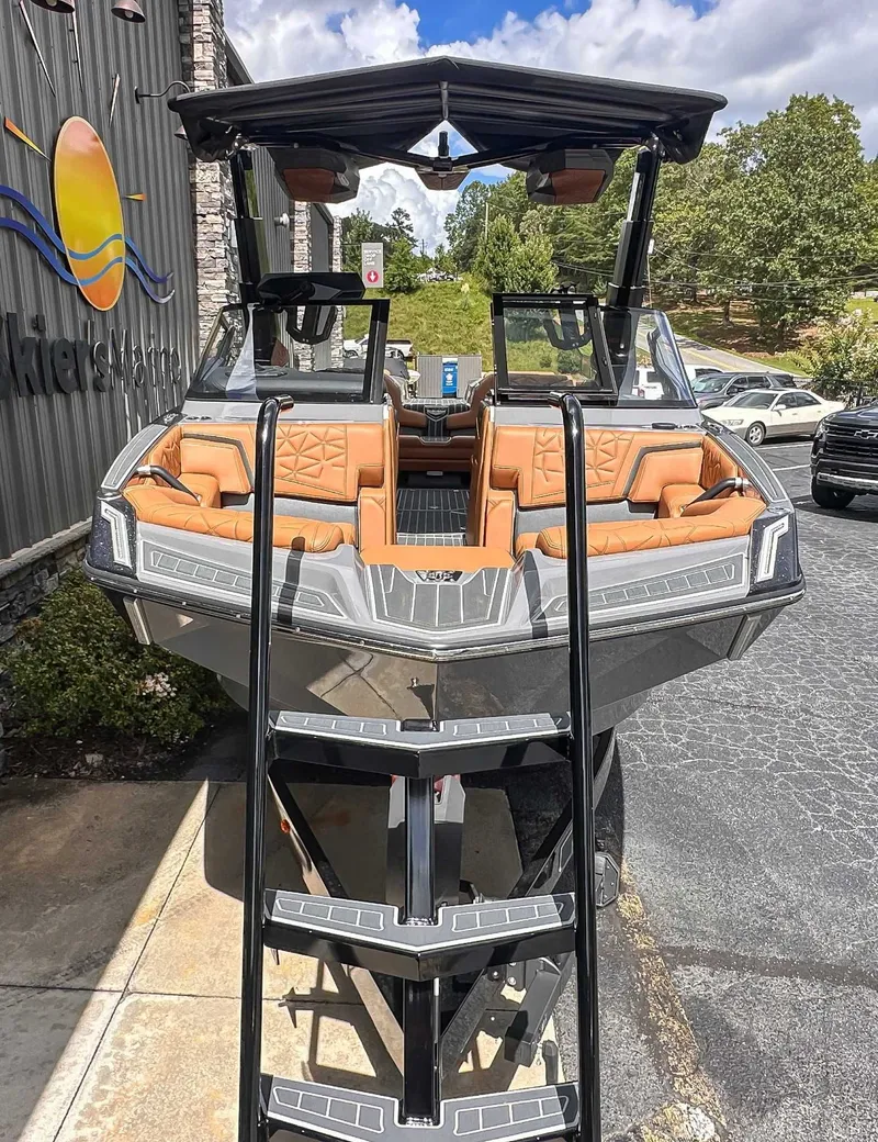 Slide: The Image of 2023 Nautique Super Air G23 Paragon boat with luxurious interior. - 5