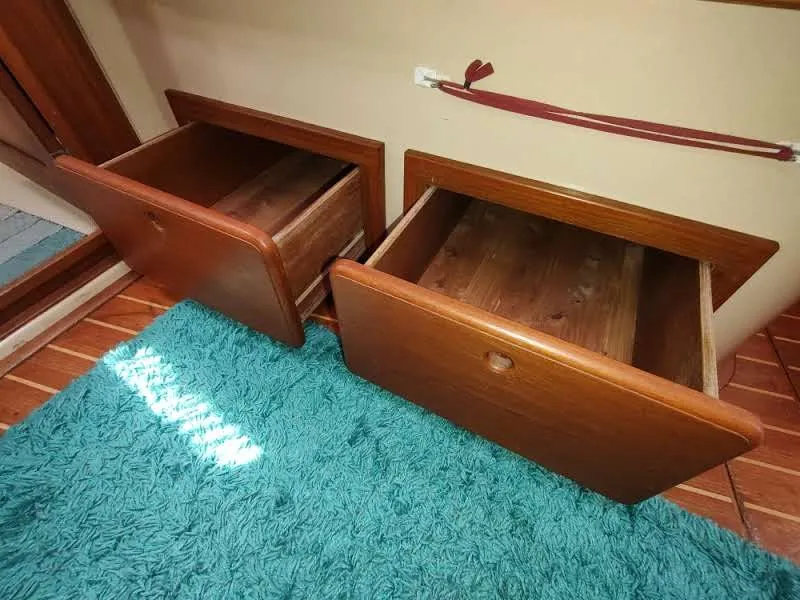 Slide: The Image of Island Packet 420 2001 - 106