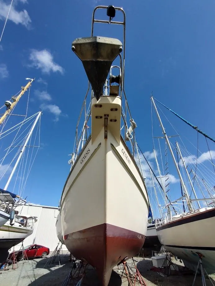 Slide: The Image of Island Packet 420 2001 - 11