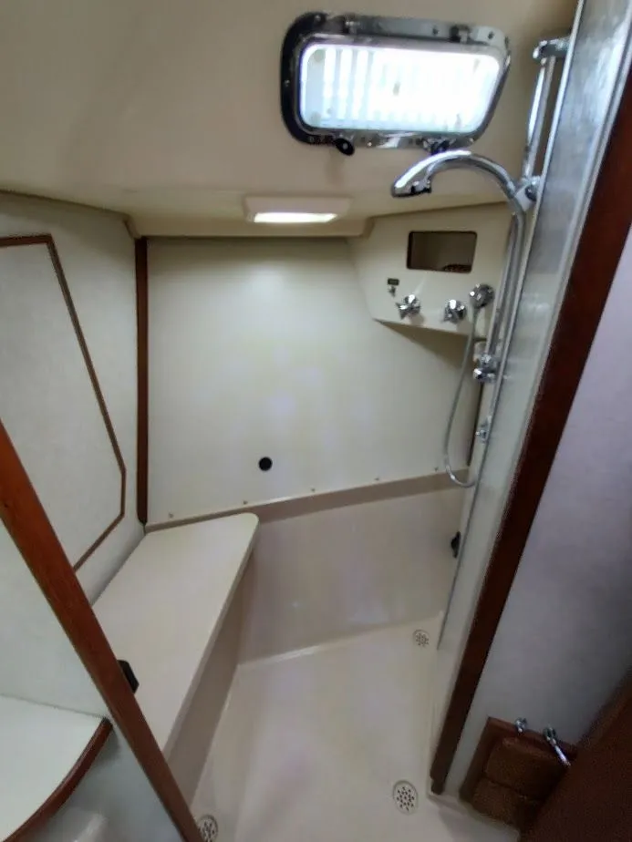 Slide: The Image of Island Packet 420 2001 - 116