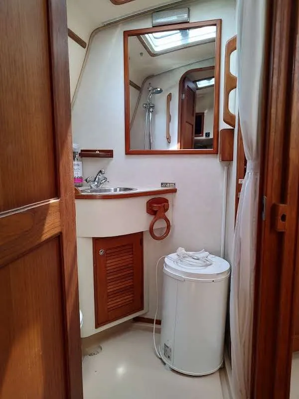 Slide: The Image of Island Packet 420 2001 - 133