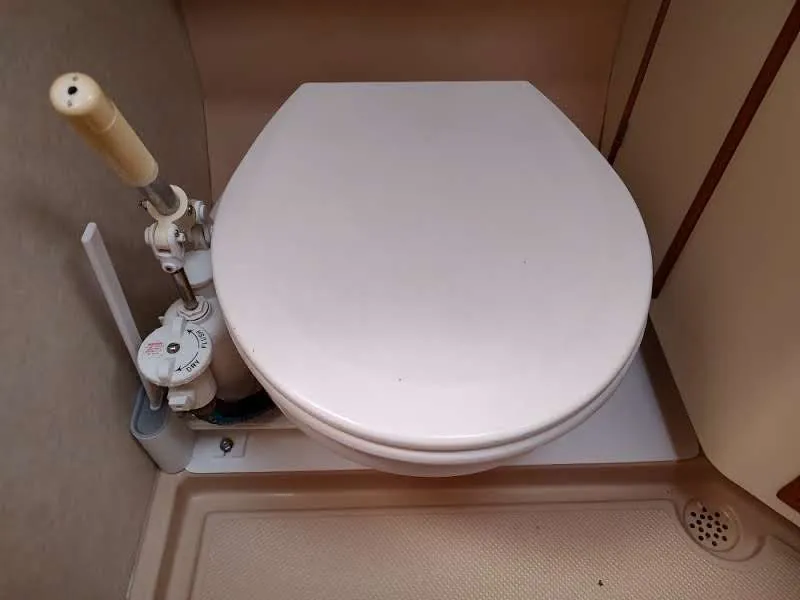 Slide: The Image of Island Packet 420 2001 - 135