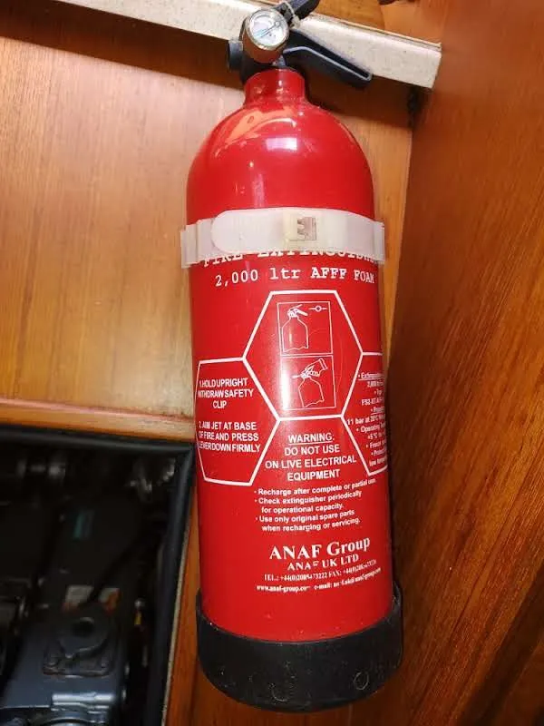 Slide: The Image of Island Packet 420 2001 - 160