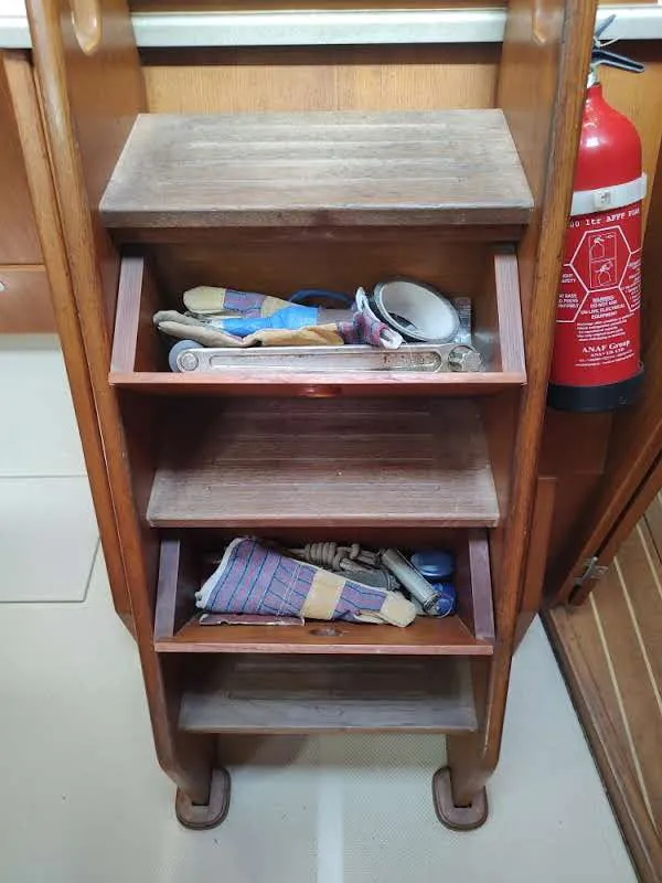 Slide: The Image of Island Packet 420 2001 - 164