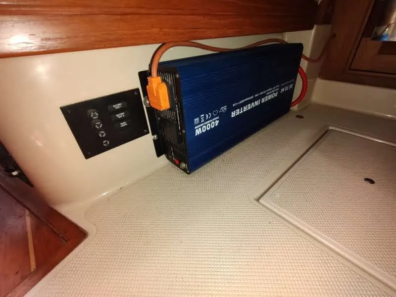 Slide: The Image of Island Packet 420 2001 - 165