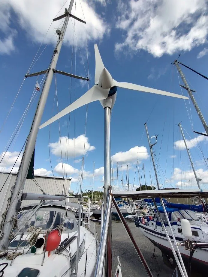 Slide: The Image of Island Packet 420 2001 - 29