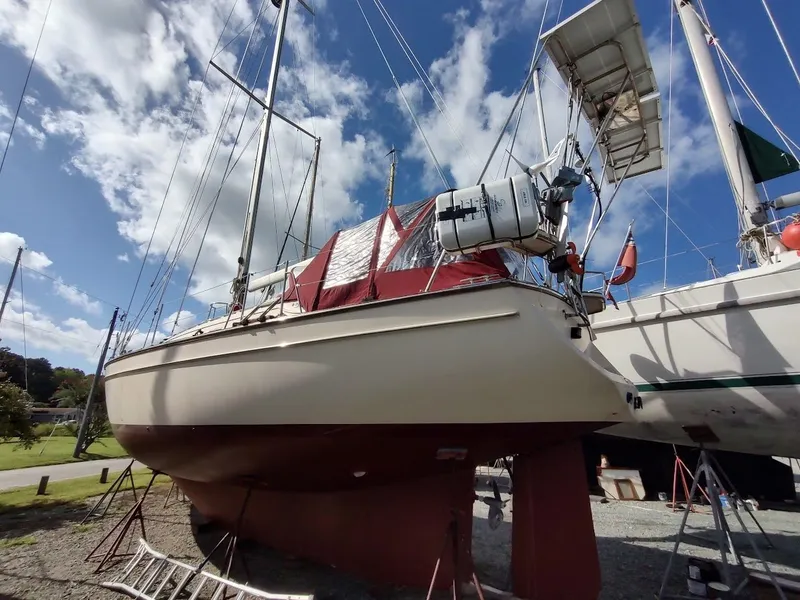 Slide: The Image of Island Packet 420 2001 - 3