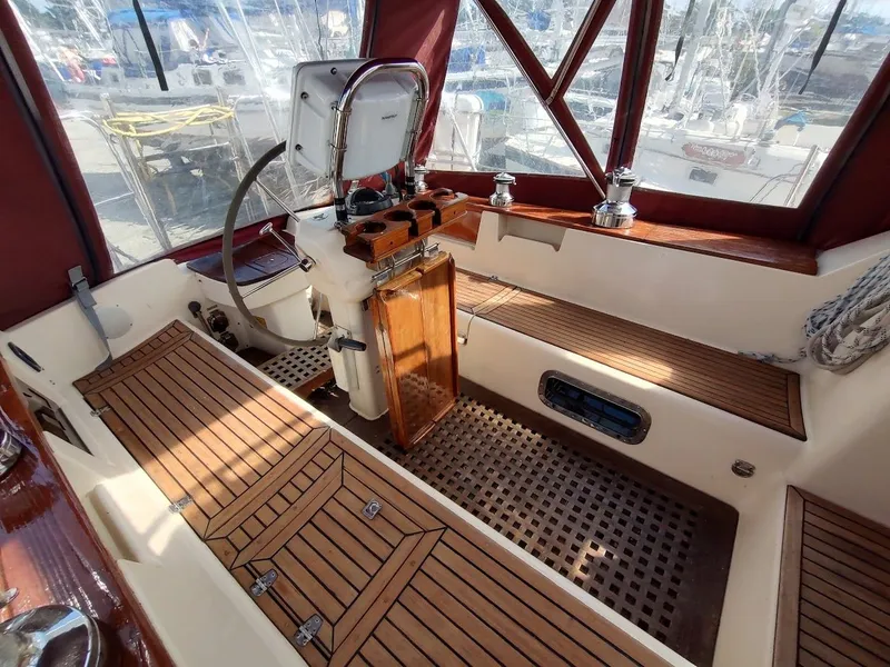 Slide: The Image of Island Packet 420 2001 - 31