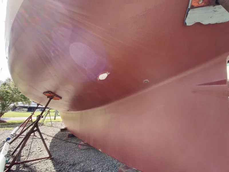 Slide: The Image of Island Packet 420 2001 - 5