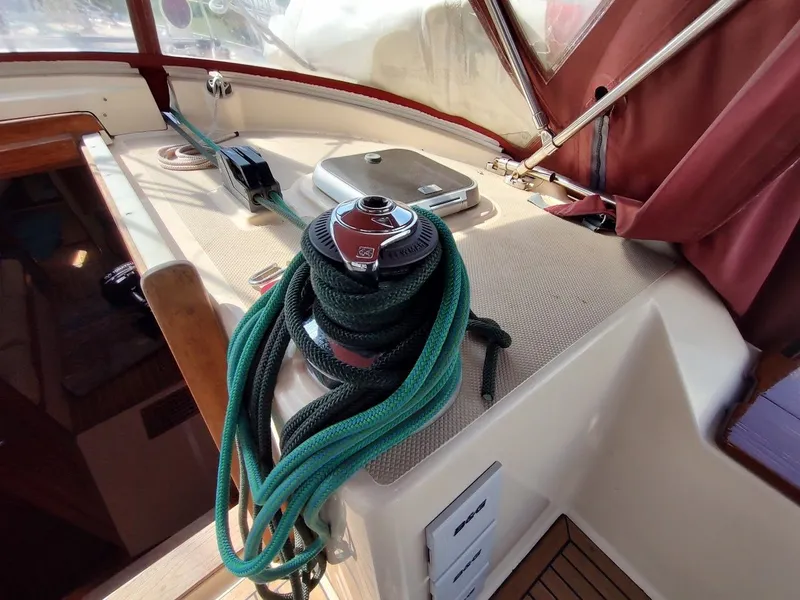 Slide: The Image of Island Packet 420 2001 - 52