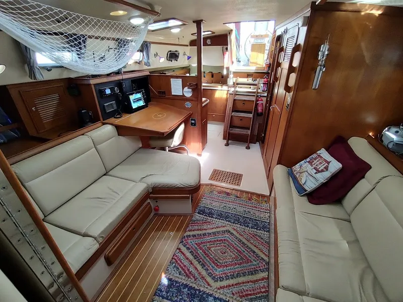 Slide: The Image of Island Packet 420 2001 - 66