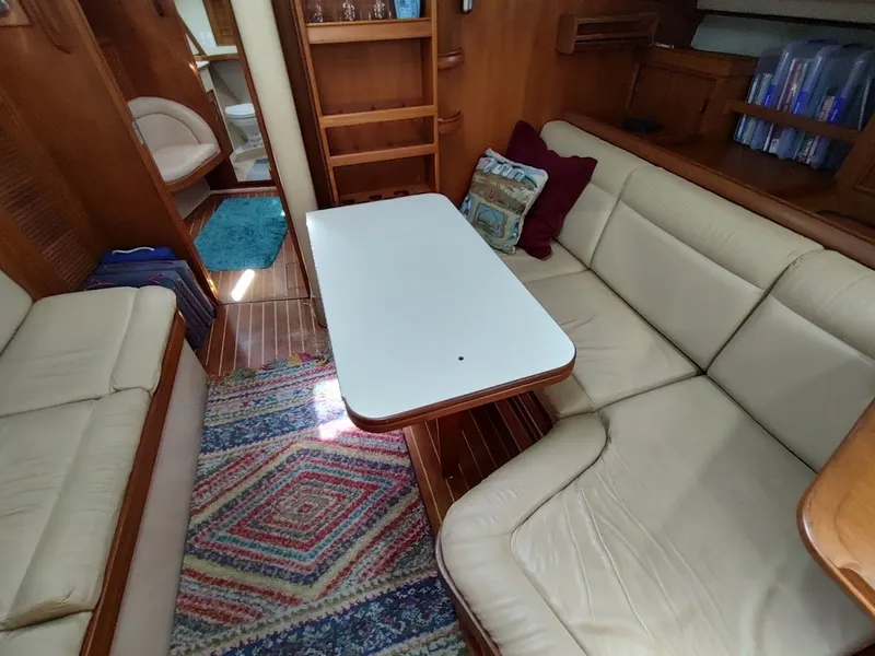 Slide: The Image of Island Packet 420 2001 - 69