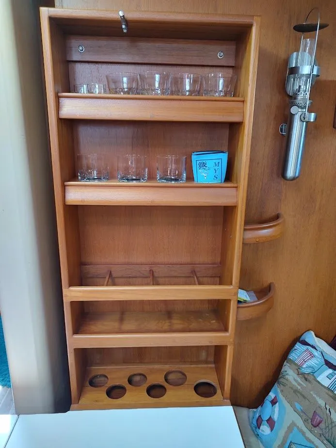 Slide: The Image of Island Packet 420 2001 - 71