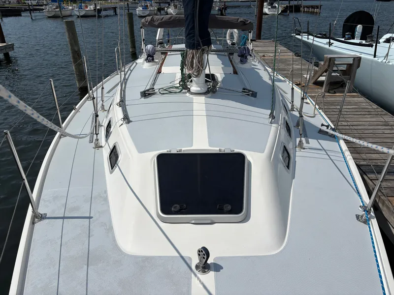 Slide: The Image of Sailboat deck of 1992 Catalina 34 docked at marina. - 14