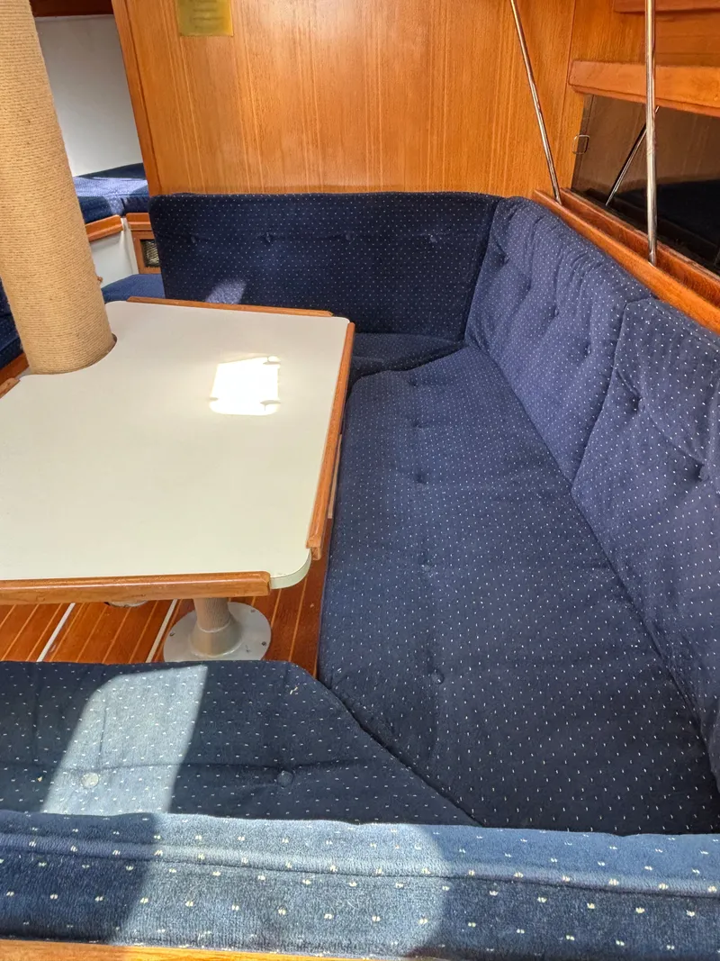 Slide: The Image of Catalina 34 1992 - 55