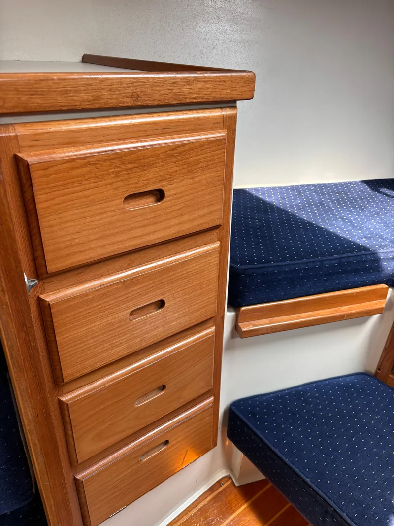 Slide: The Image of Catalina 34 1992 - 69