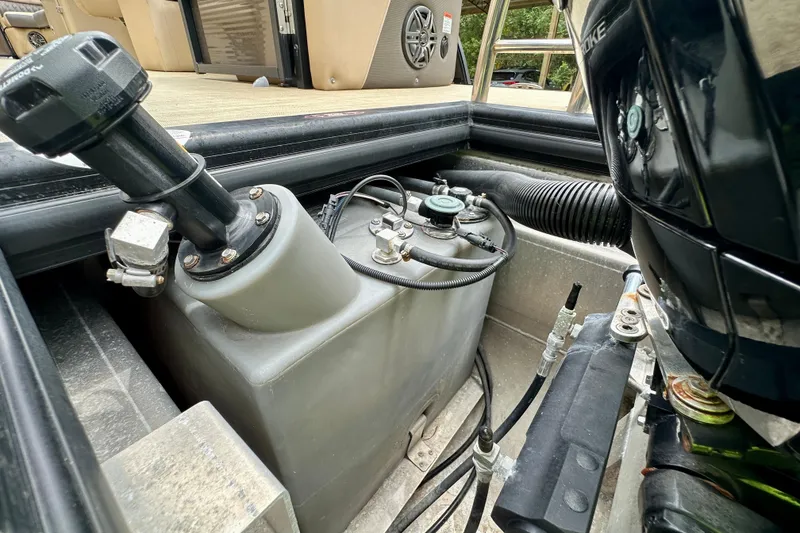 Slide: The Image of Fuel system of 2022 Harris FloteBote 230 Super Sunliner LX pontoon boat. - 48