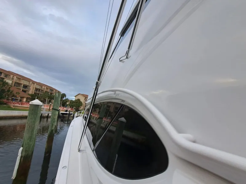 Slide: The Image of Hatteras 68 Convertible 2006 - 52