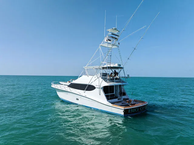 Slide: The Image of Hatteras 68 Convertible 2006 - 79