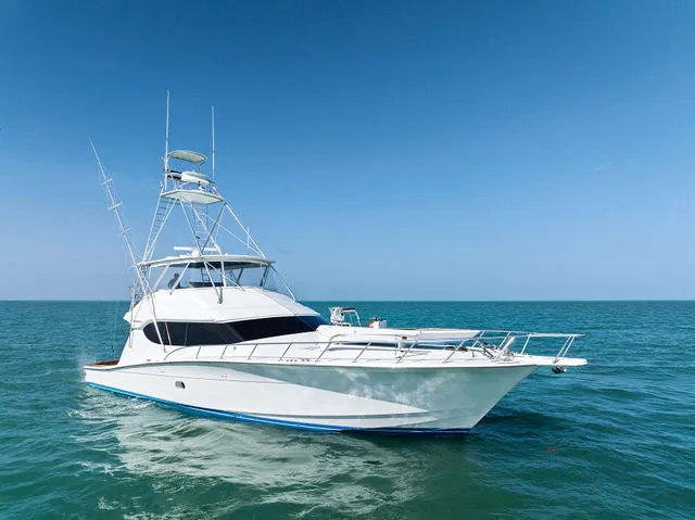 Slide: The Image of Hatteras 68 Convertible 2006 - 90