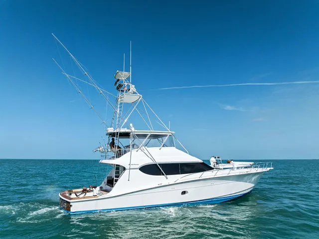 Slide: The Image of Hatteras 68 Convertible 2006 - 92