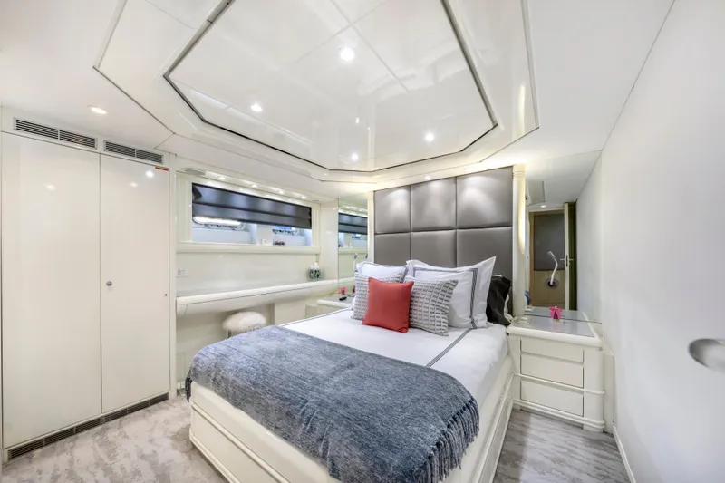 Slide: The Image of Intermarine 118 1998 - 52