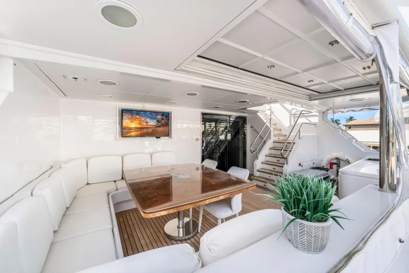 Slide: The Image of Intermarine 118 1998 - 64