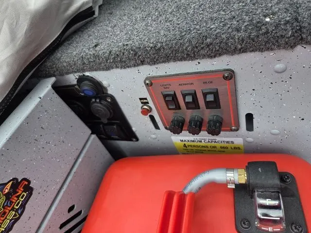 Slide: The Image of Lund 1400 Fury Tiller 2022 - 5