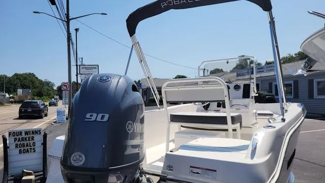 Slide: The Image of Robalo R160 Center Console 2025 - 2