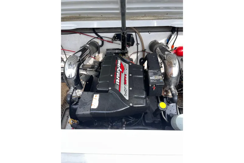 Slide: The Image of Engine compartment of a 1999 Formula 271 FASTech boat with MerCruiser 502 MAG MPI engine. - 37