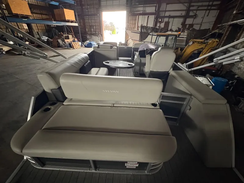 Slide: The Image of Sylvan 8522 CLZ 2021 - 14