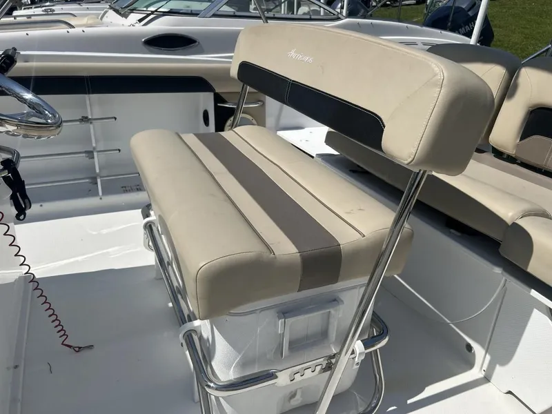 Slide: The Image of Hurricane CC 19 OB 2016 - 4