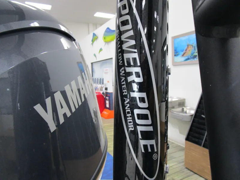 Slide: The Image of Maverick 17 HPX-S 2026 - 4