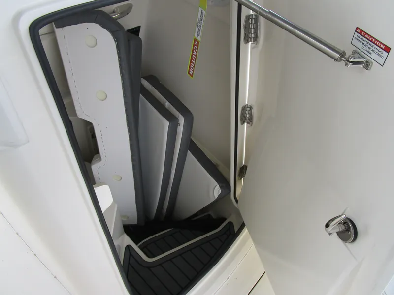 Slide: The Image of Cobia 285CC 2026 - 21