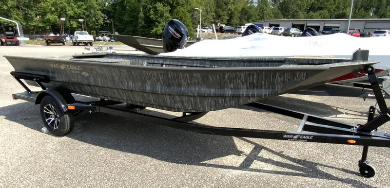 Slide: The Image of War Eagle Sportsman 648LDV 2025 - 2