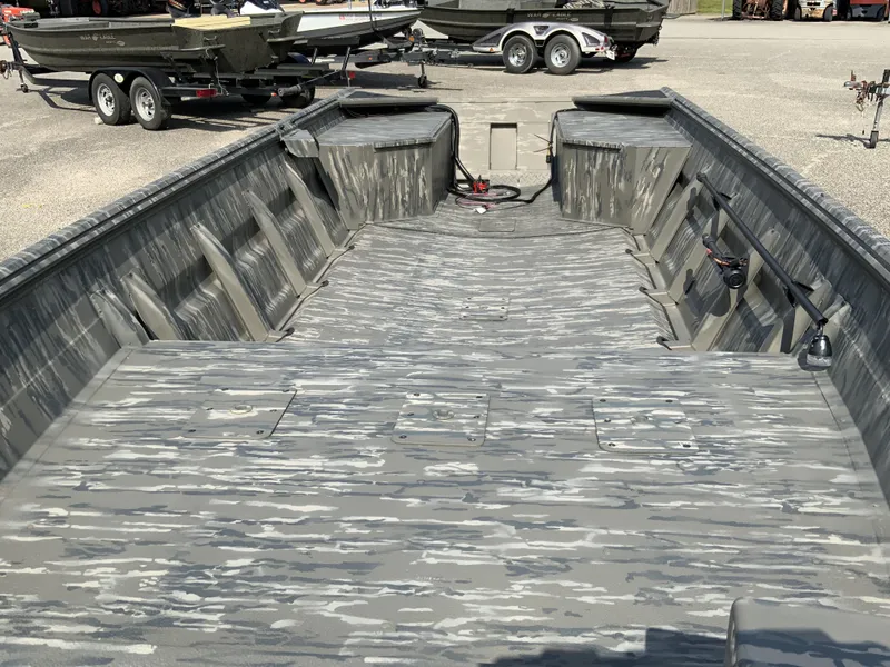 Slide: The Image of War Eagle Sportsman 648LDV 2025 - 4