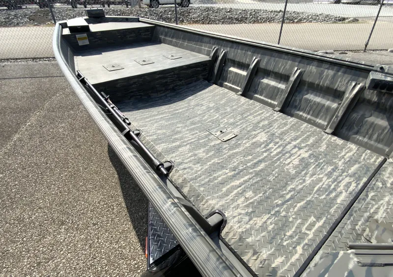 Slide: The Image of War Eagle Sportsman 648LDV 2025 - 9