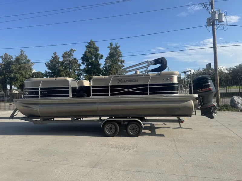 Slide: The Image of Xcursion X-23C 2013 - 4