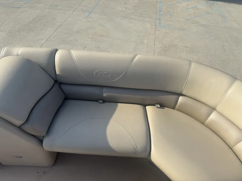 Slide: The Image of Xcursion X-23C 2013 - 8