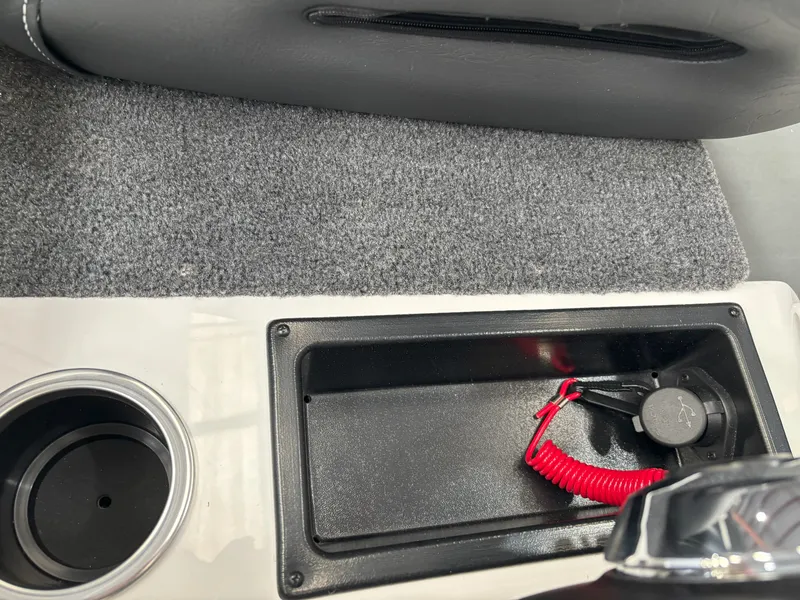 Slide: The Image of Falcon F20 PREDATOR 2026 - 22