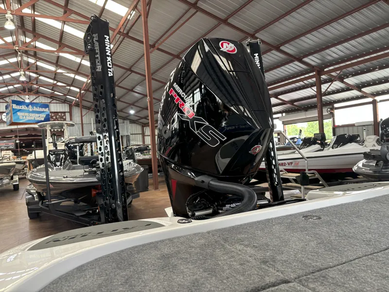 Slide: The Image of Falcon F20 PREDATOR 2026 - 8