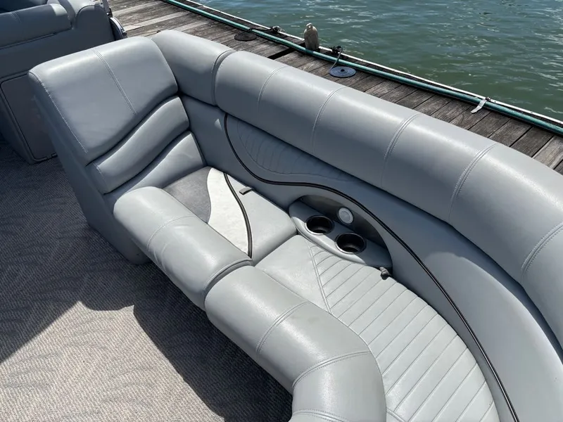 Slide: The Image of South Bay 900 Series 922CRTT-EXP 2008 - 15