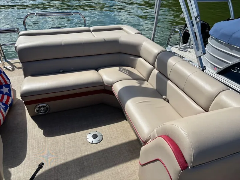 Slide: The Image of South Bay 500 Entertainment Series 523CRE 2.0 2017 - 14