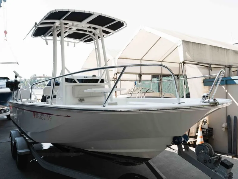 Slide: The Image of Boston Whaler 190 Montauk 2023 - 3