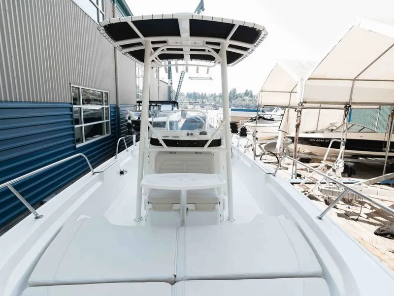 Slide: The Image of Boston Whaler 190 Montauk 2023 - 4