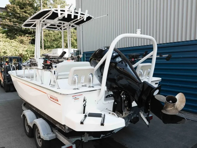 Slide: The Image of Boston Whaler 190 Montauk 2023 - 5